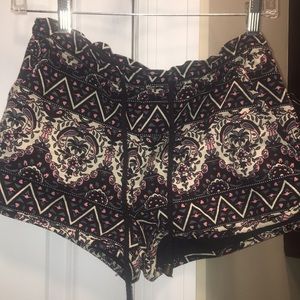 Forever 21 pattern shorts